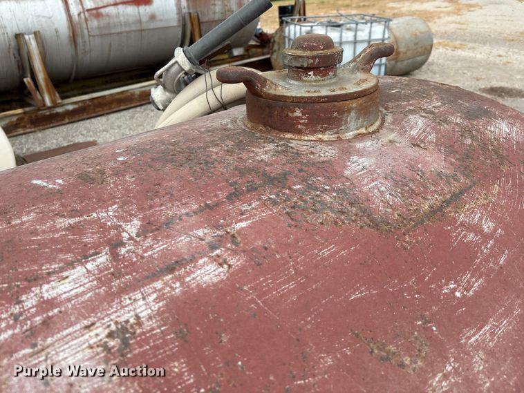 image for item GH9444 Fuel trailer