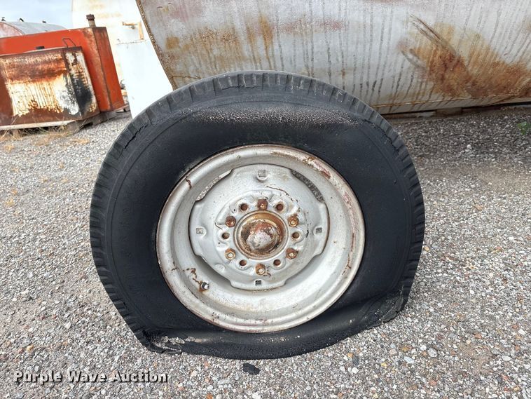 image for item GH9444 Fuel trailer