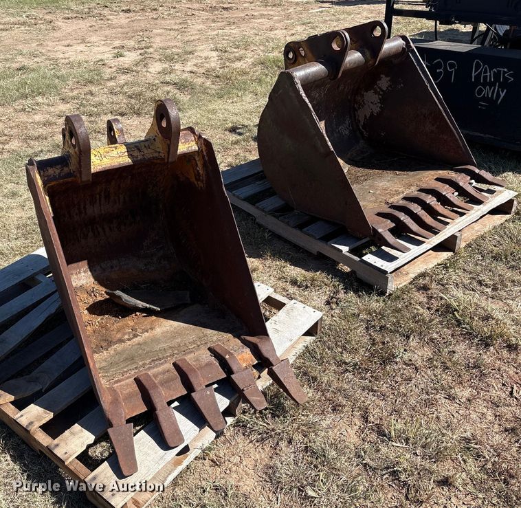image for item IE9222 (2) backhoe buckets