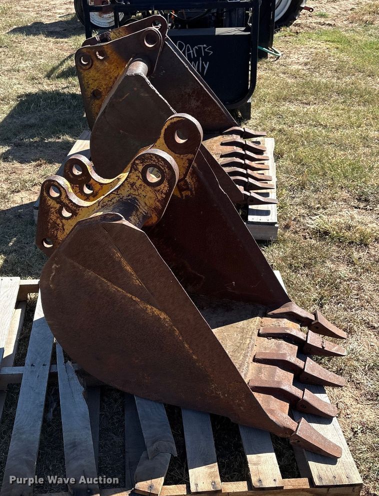image for item IE9222 (2) backhoe buckets