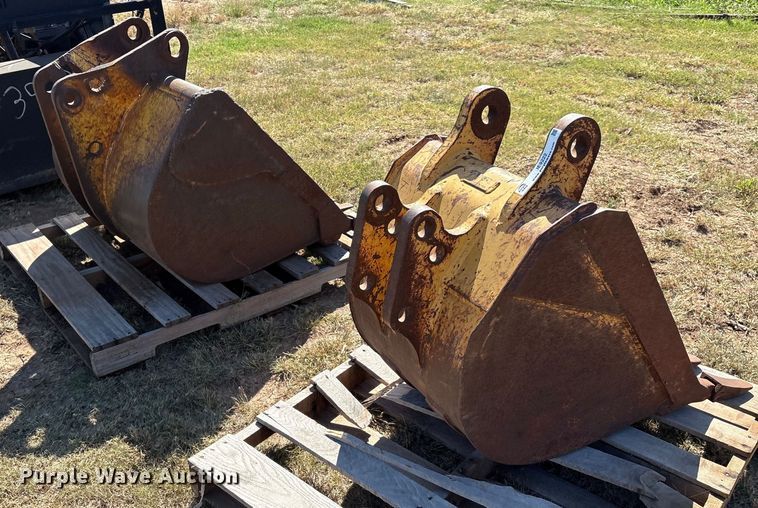 image for item IE9222 (2) backhoe buckets