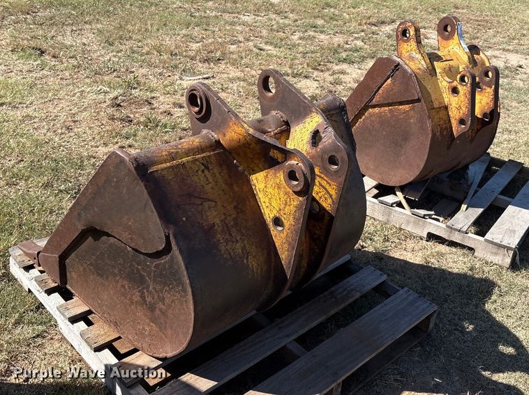 image for item IE9222 (2) backhoe buckets