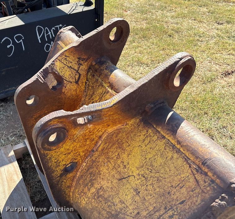 image for item IE9222 (2) backhoe buckets