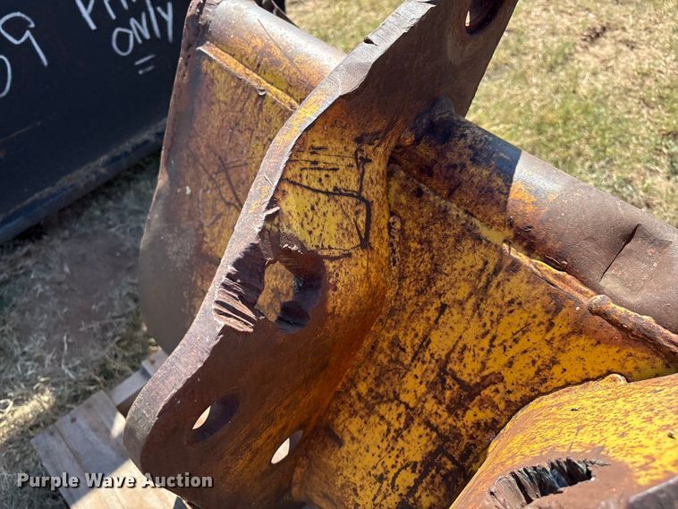 image for item IE9222 (2) backhoe buckets