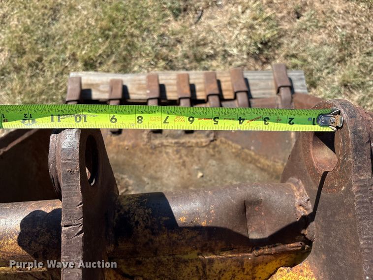 image for item IE9222 (2) backhoe buckets