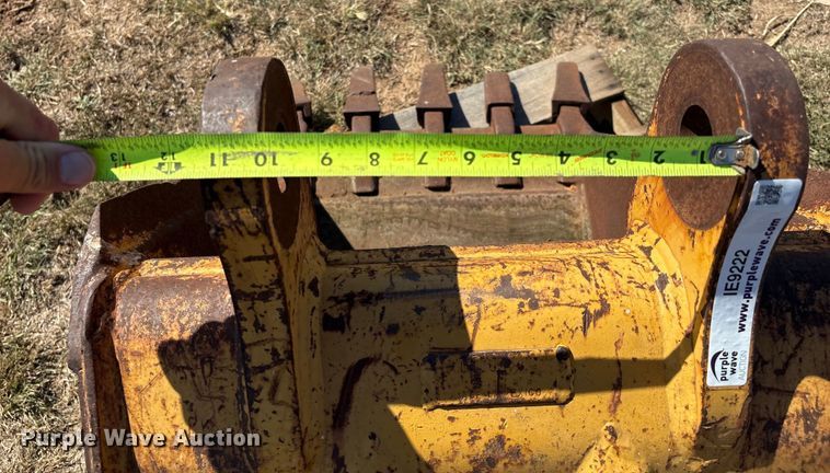 image for item IE9222 (2) backhoe buckets