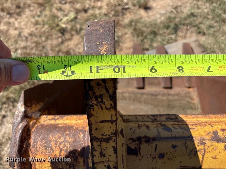 image for item IE9222 (2) backhoe buckets