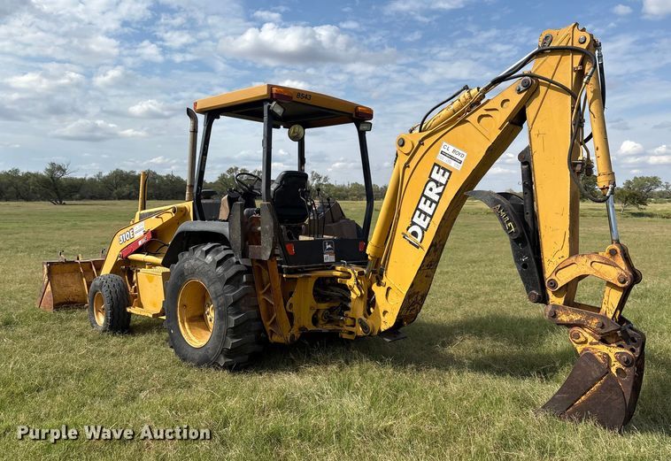 image for item IE9237 1998 John Deere 310E backhoe