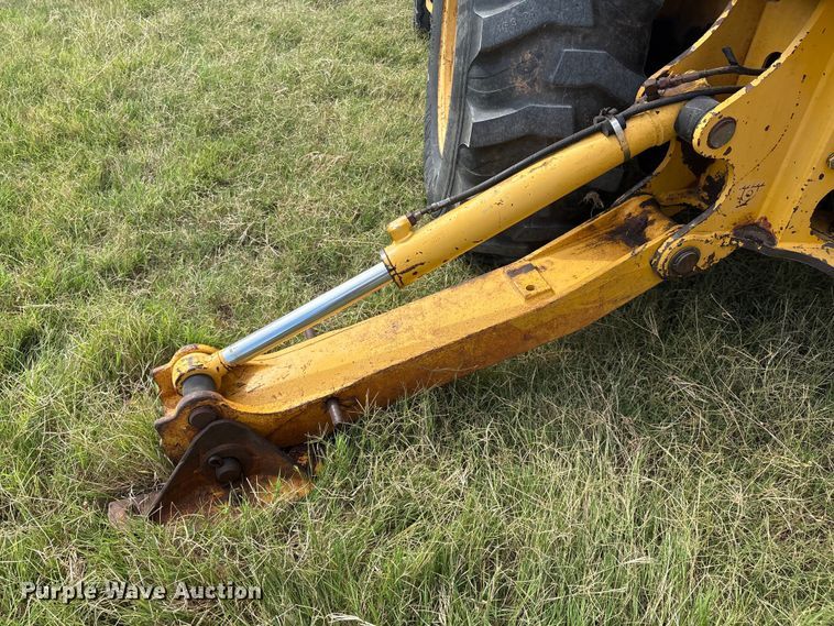 image for item IE9237 1998 John Deere 310E backhoe