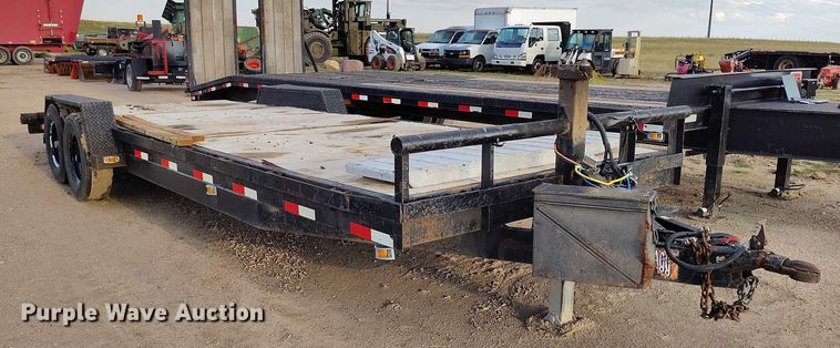 image for item IP9676 1998 Texas Bragg equipment trailer