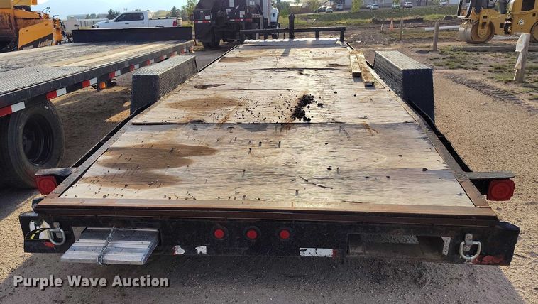 image for item IP9676 1998 Texas Bragg equipment trailer