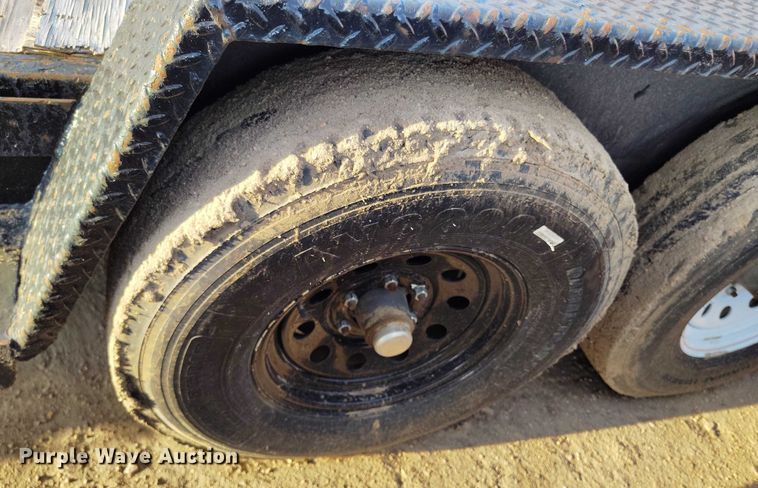 image for item IP9676 1998 Texas Bragg equipment trailer