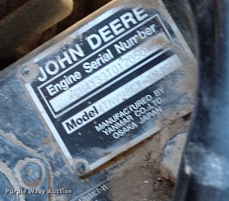image for item IP9711 2017 John Deere 320E skid steer loader