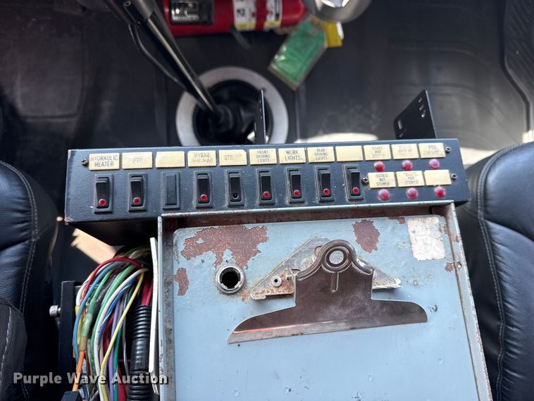 image for item NU9685 2013 Freightliner 108SD Crew Cab crane truck