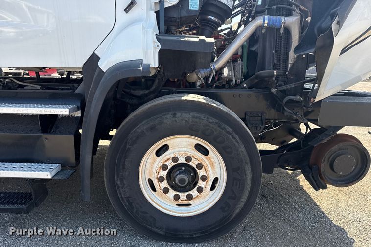 image for item NU9685 2013 Freightliner 108SD Crew Cab crane truck