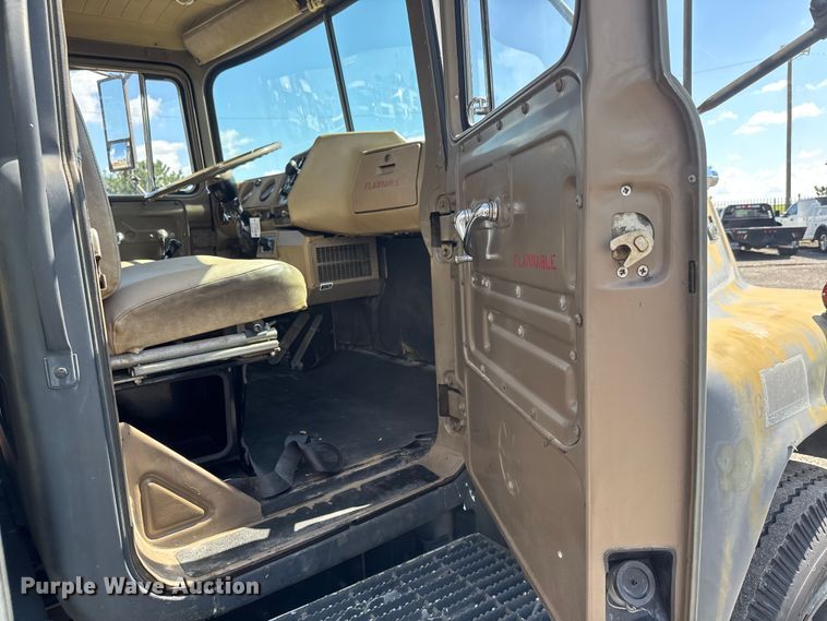 image for item NU9693 1982 Mack DM492S fuel truck