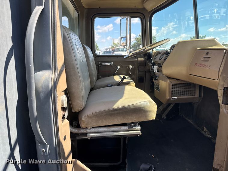 image for item NU9693 1982 Mack DM492S fuel truck