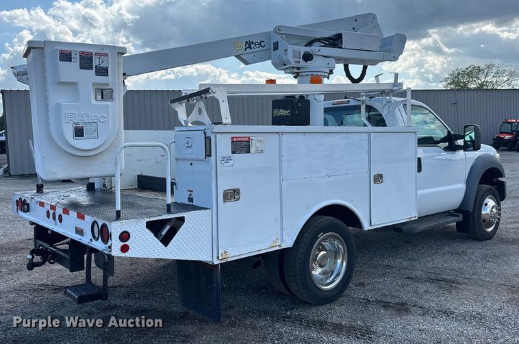 image for item NU9696 2011 Ford F450 Super Duty bucket truck