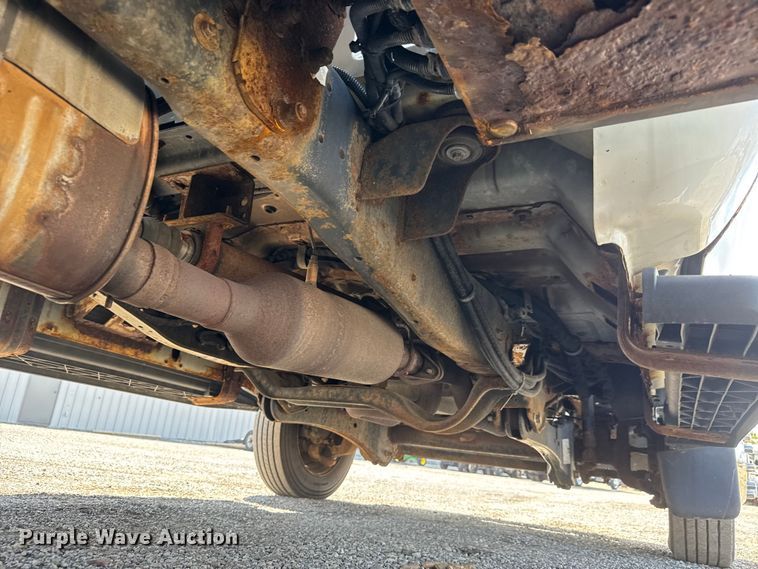 image for item NU9696 2011 Ford F450 Super Duty bucket truck