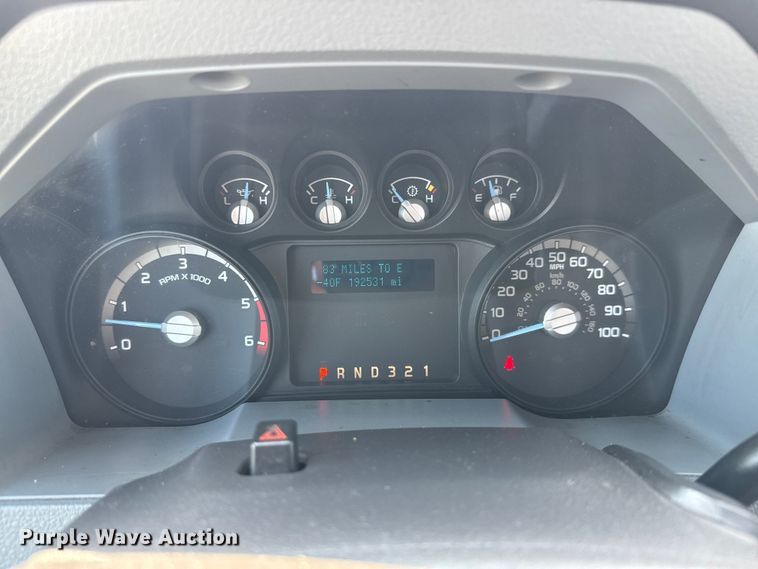 image for item NU9696 2011 Ford F450 Super Duty bucket truck