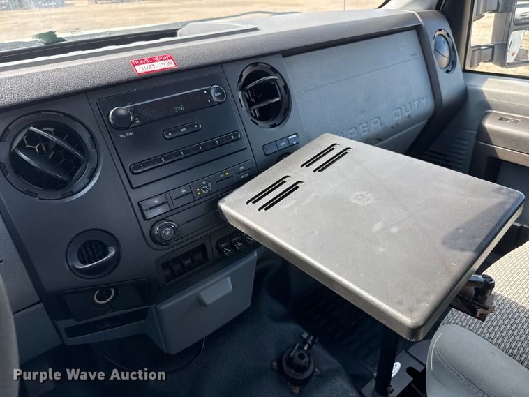 image for item NU9696 2011 Ford F450 Super Duty bucket truck