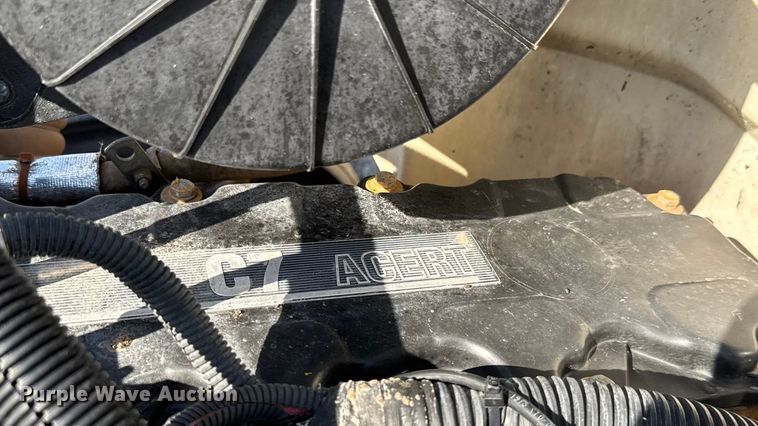 image for item NU9699 2007 Peterbilt 340 flatbed truck