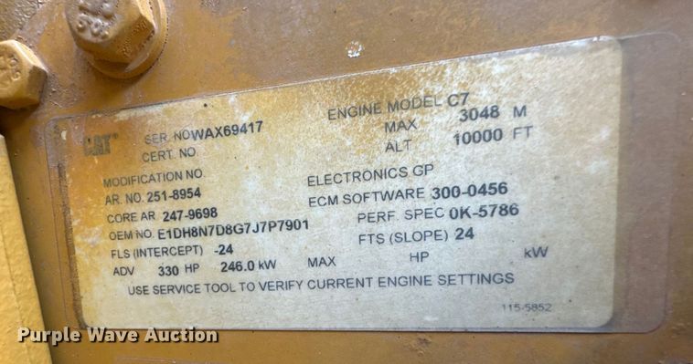 image for item NU9699 2007 Peterbilt 340 flatbed truck