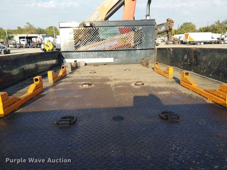 image for item NU9708 2007 Ford F650 Super Duty crane truck