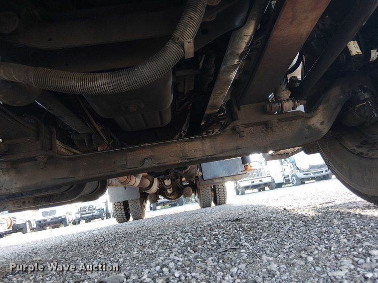 image for item NU9708 2007 Ford F650 Super Duty crane truck