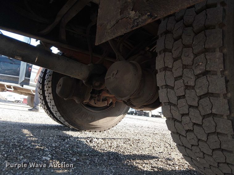 image for item NU9708 2007 Ford F650 Super Duty crane truck