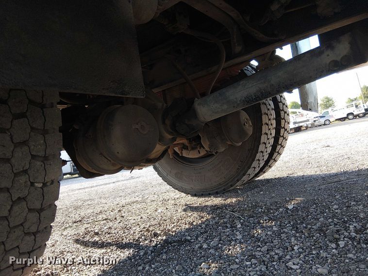 image for item NU9708 2007 Ford F650 Super Duty crane truck