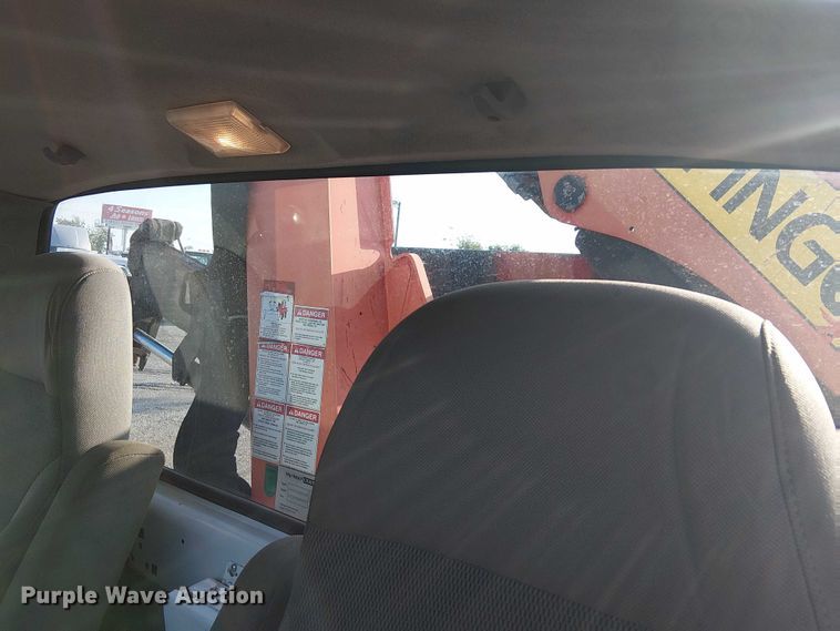 image for item NU9708 2007 Ford F650 Super Duty crane truck