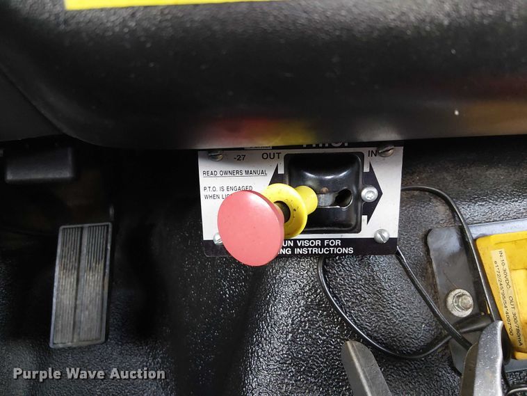 image for item NU9708 2007 Ford F650 Super Duty crane truck