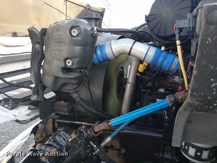 image for item NU9708 2007 Ford F650 Super Duty crane truck