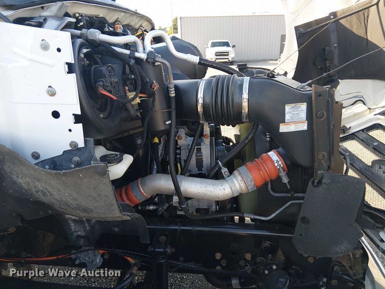 image for item NU9708 2007 Ford F650 Super Duty crane truck