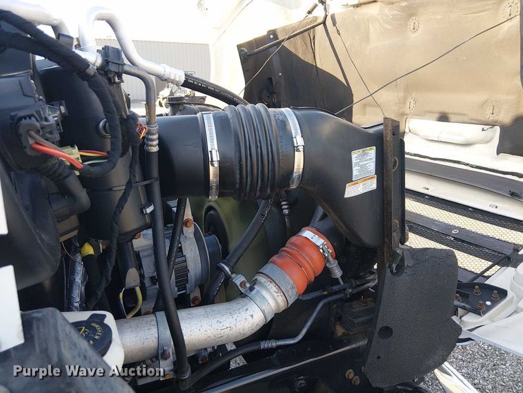 image for item NU9708 2007 Ford F650 Super Duty crane truck