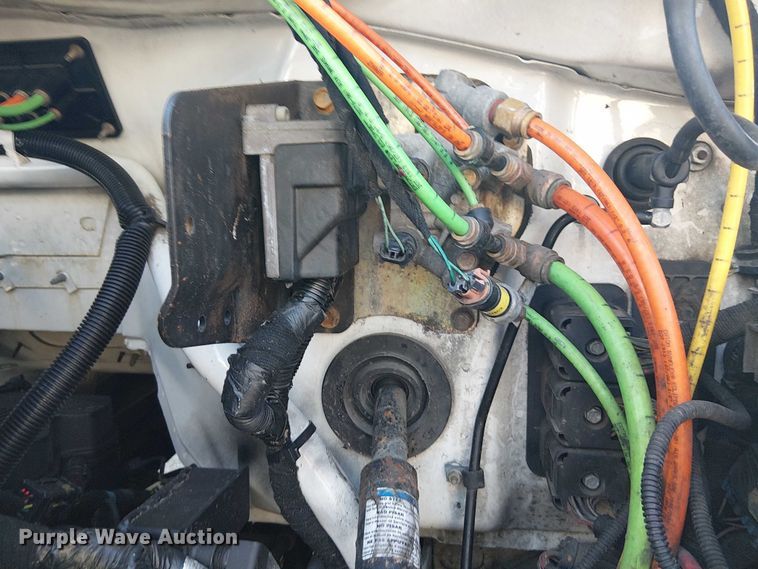 image for item NU9708 2007 Ford F650 Super Duty crane truck