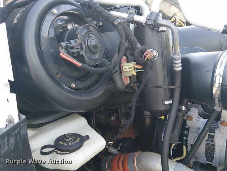 image for item NU9708 2007 Ford F650 Super Duty crane truck