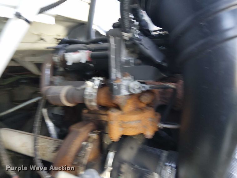 image for item NU9708 2007 Ford F650 Super Duty crane truck