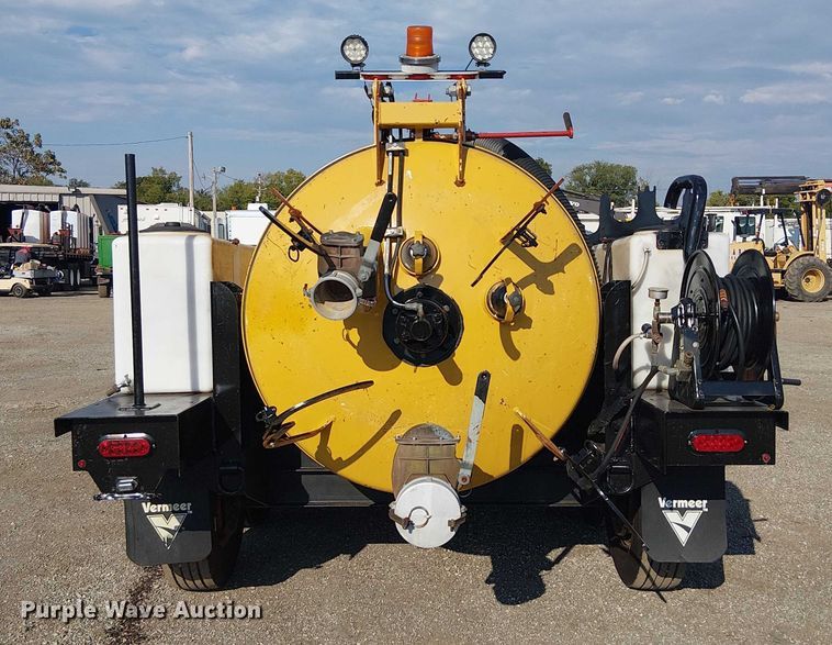 image for item NU9710 2021 Vermeer CVSGT  vacuum excavator