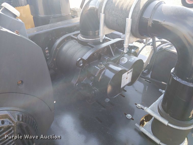 image for item NU9710 2021 Vermeer CVSGT  vacuum excavator