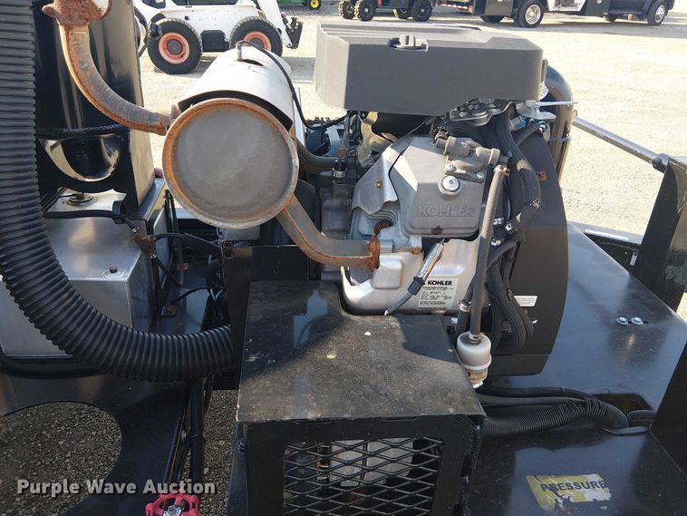 image for item NU9710 2021 Vermeer CVSGT  vacuum excavator