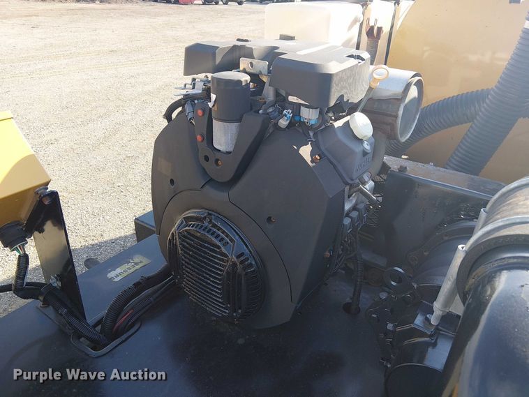 image for item NU9710 2021 Vermeer CVSGT  vacuum excavator