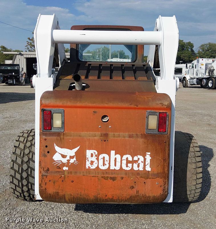 image for item NU9711 2009 Bobcat A300 skid steer loader