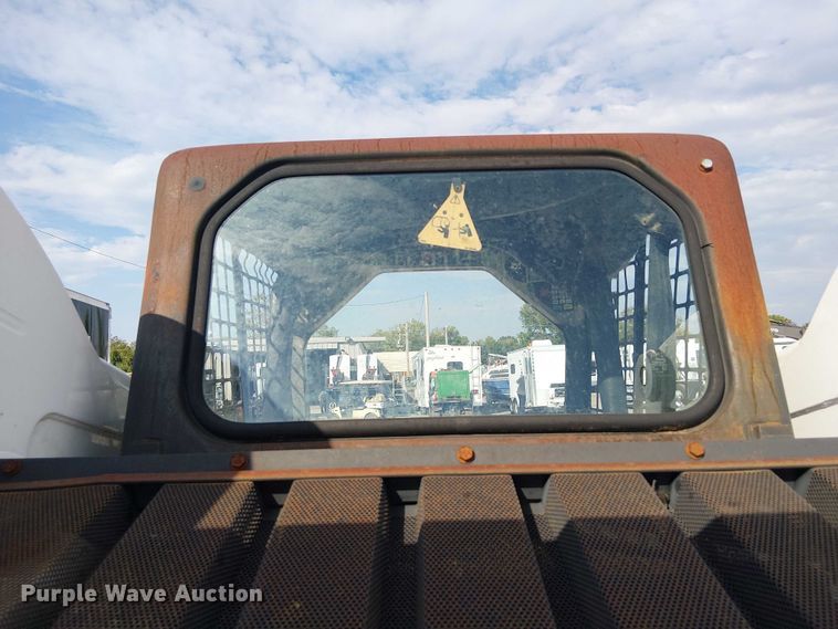 image for item NU9711 2009 Bobcat A300 skid steer loader