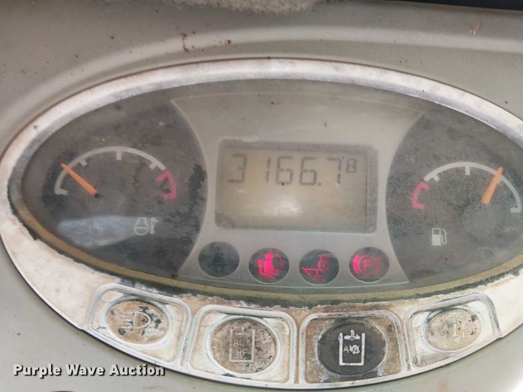 image for item NU9711 2009 Bobcat A300 skid steer loader