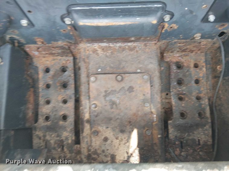 image for item NU9711 2009 Bobcat A300 skid steer loader