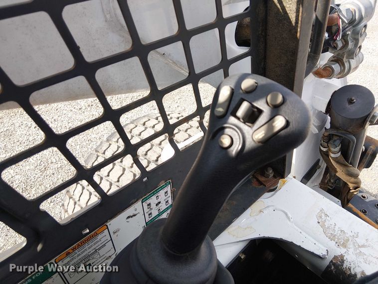 image for item NU9711 2009 Bobcat A300 skid steer loader