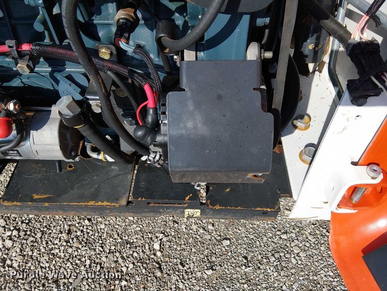 image for item NU9711 2009 Bobcat A300 skid steer loader