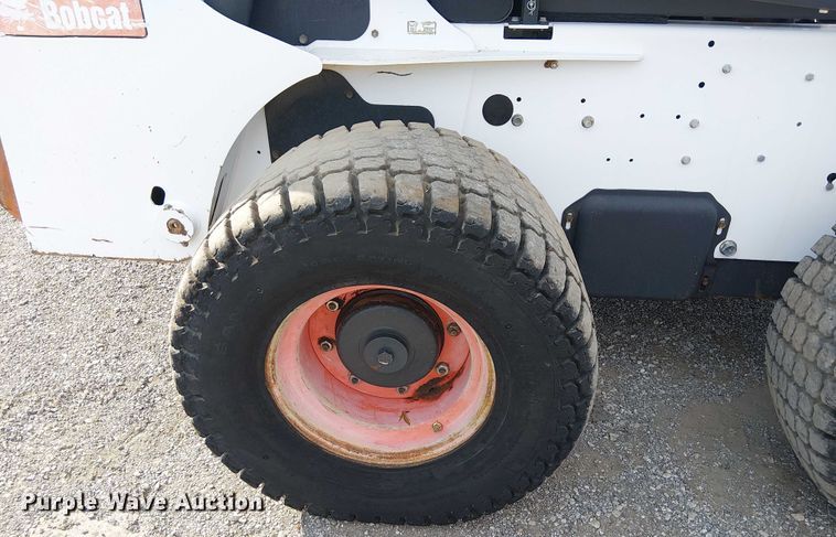 image for item NU9711 2009 Bobcat A300 skid steer loader